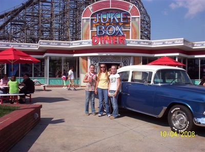 Getting some food at the Juke Box Diner!
