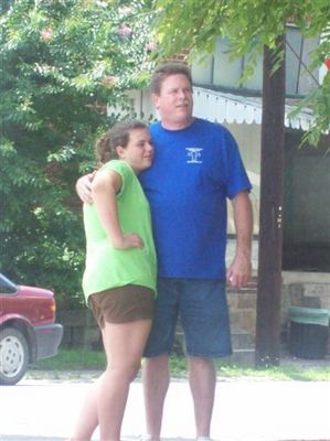 Randy & Meredith Walters share a moment
